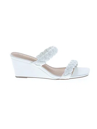 Pre-owned Dream Pairs Wedges In White