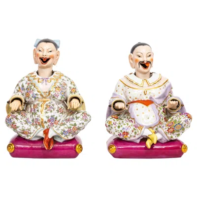 Pre-owned Dresden Porcelain A Pair Of 19th Century Meissen/ Nodding Figures On Pillows In Sand