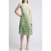 Dress The Population Darleen V-neck Embroidered Mesh Cocktail Dress In Green