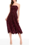 Dress The Population Kailyn Velvet Floral Lace Strapless Cocktail Dress In Burgundy