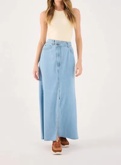 Dress To Jean Skirt With Slit In Light Denim In Blue