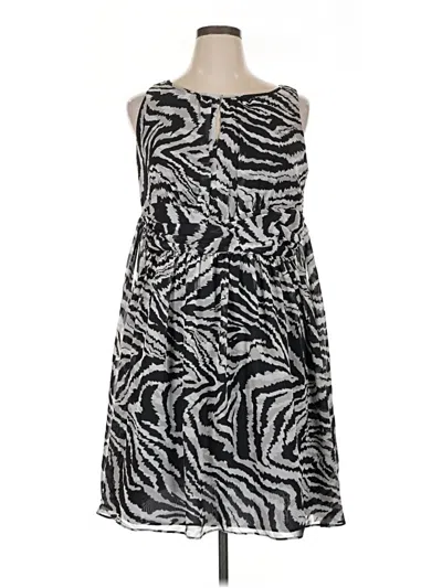 Pre-owned Dressbarn Casual Dress In Silver