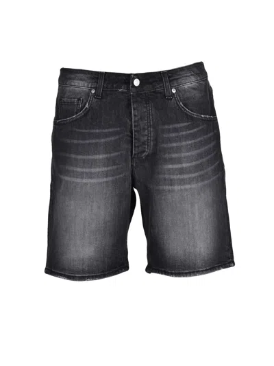 Dressism. Black Cotton Bermuda Shorts