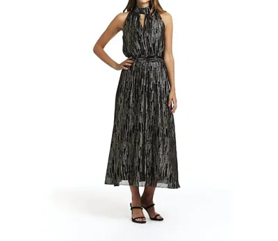 Drew Yuna Maxi Dress In Black
