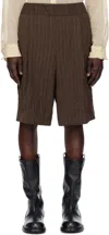 Dries Van Noten Crinkled Knee Length Pleated Bermuda Shorts In Brown 703