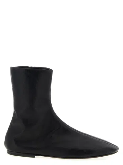 DRIES VAN NOTEN DRIES VAN NOTEN LEATHER ANKLE BOOTS