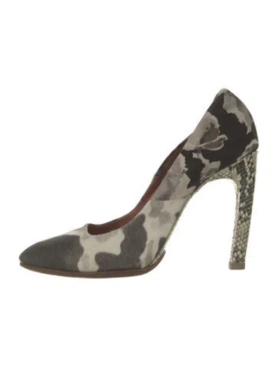 Pre-owned Dries Van Noten Leather Printed Pumps In Black