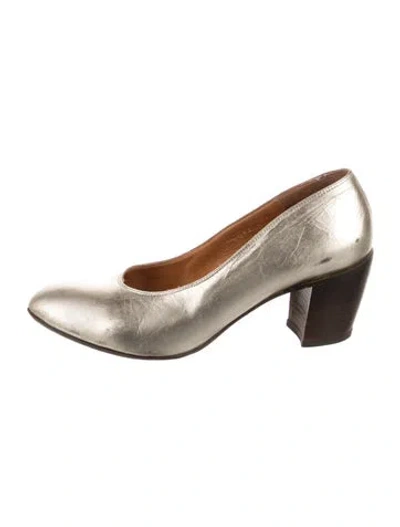 Pre-owned Dries Van Noten Leather Pumps In Gold/metallic