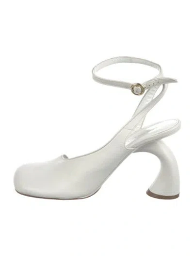 Pre-owned Dries Van Noten Leather Slingback Pumps In White
