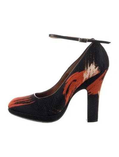 Pre-owned Dries Van Noten Printed Pumps In Black