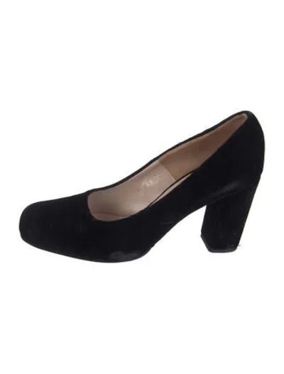Pre-owned Dries Van Noten Velvet Pumps In Black