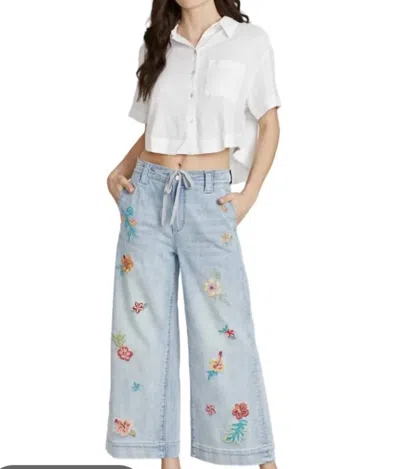 Driftwood Floral Wide Leg Jean In Light Denim In Blue