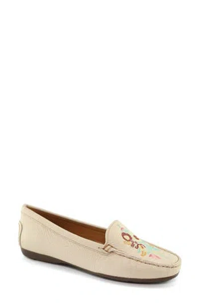Driver Club Usa Nashville Embroidered Loafer In Cream Tumbled/contrast Stitch