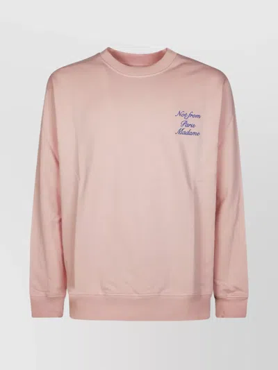 DRÔLE DE MONSIEUR CURSIVE SLOGAN EMBROIDERED CREW NECK SWEATER