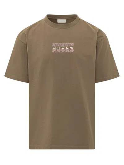 Drôle De Monsieur Drole De Monsieur Ornate Detail T-shirt In Kaki