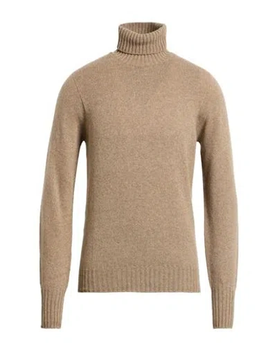 Drumohr Man Turtleneck Sand Size 40 Lambswool In Neutral