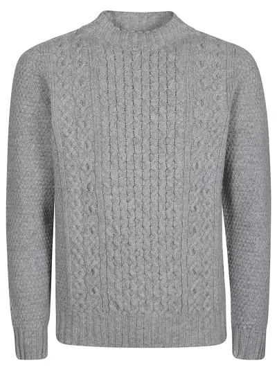 DRUMOHR TURTLE NECK SWEATER