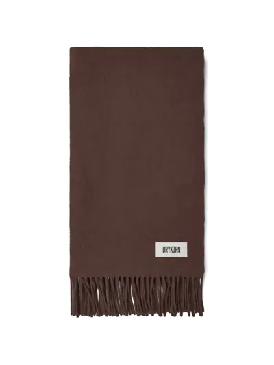Drykorn Gaze Fringed Logo-patch Scarf In Brown