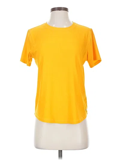 Pre-owned Dsg Active T-shirt In Yellow