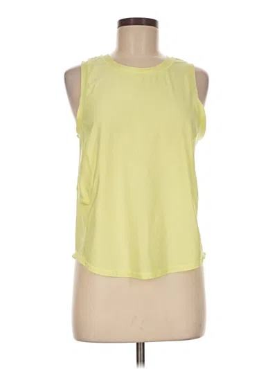 Pre-owned Dsg Sleeveless T-shirt In Yellow