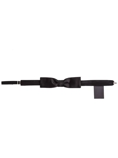 Dsquared2 Bow Tie In Black