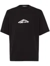 Dsquared2 Black T-shirt With Contrasting Icon Print In Black