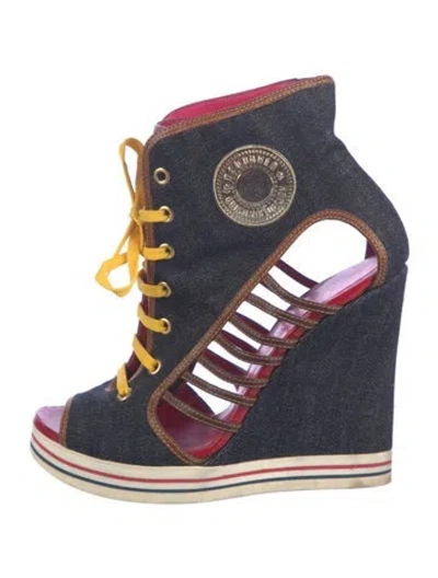 Pre-owned Dsquared2 Denim Cutout Accent Pumps In Blue