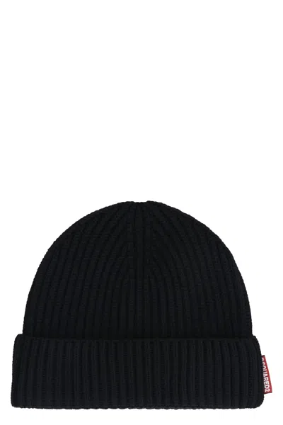 DSQUARED2 DSQUARED2 HAT AND SCARF SET