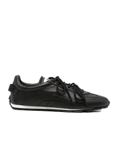 Dsquared2 Lace-up Low-top Casual Shoes In Black