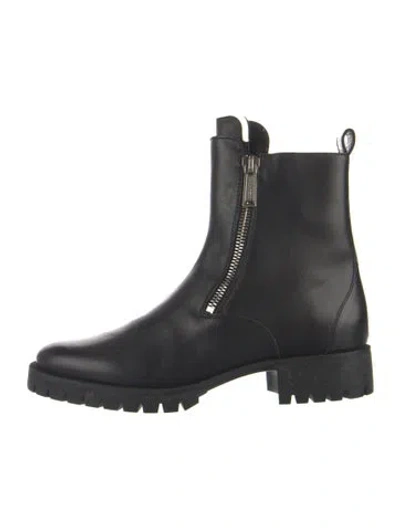 Pre-owned Dsquared2 Leather Boots In Black