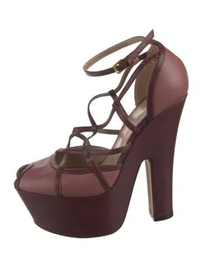 Pre-owned Dsquared2 Leather Cutout Accent Pumps In Burgundy