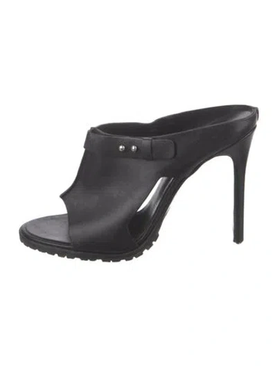 Pre-owned Dsquared2 Leather Slides In Black