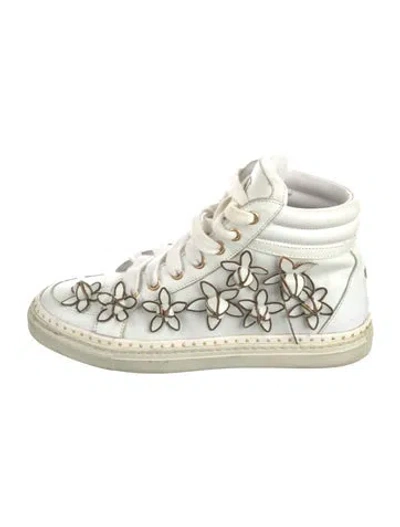 Pre-owned Dsquared2 Leather Sneakers In White