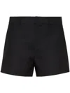 Dsquared2 Logo-plaque Tailored Shorts In 黑色