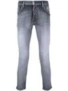 Dsquared2 Low-rise Cropped Jeans In Black