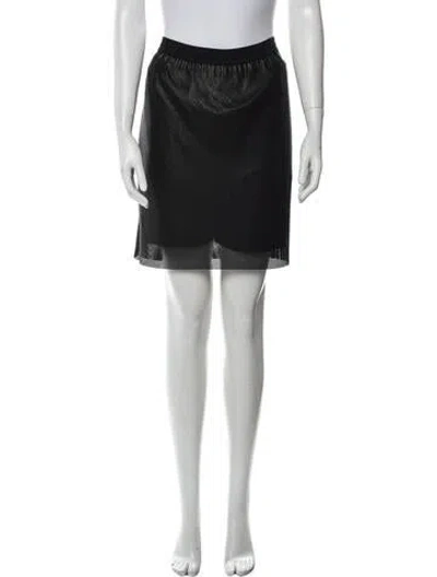 Pre-owned Dsquared2 Mini Skirt In Black