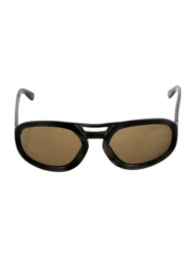 Pre-owned Dsquared2 Oversize Tinted Sunglasses In Black