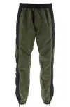 Dsquared2 Pantsshorts In Green