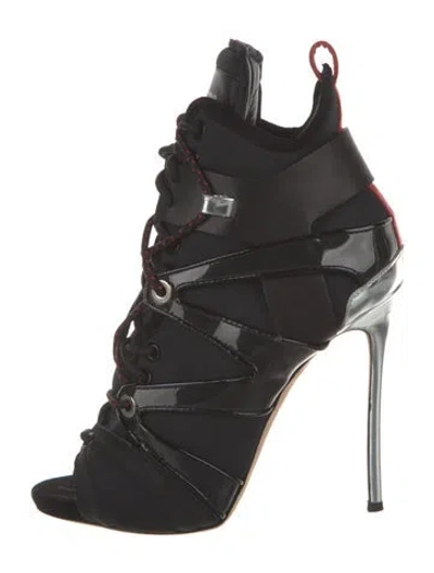 Pre-owned Dsquared2 Patent Leather Boots In Black