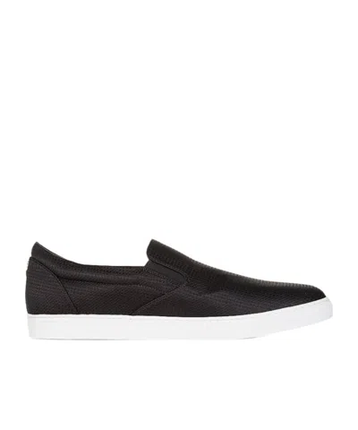 Dsquared2 Round Toe Low-top Casual Shoes In Black