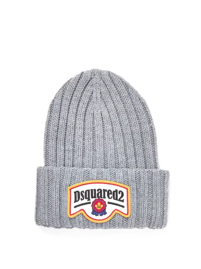 Dsquared2 Spellout Logo Knitted Beanie Hat In Grigio