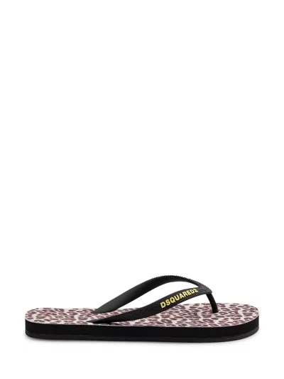 Dsquared2 Stylish Animal Print Logo Sandals In Maculato-nero