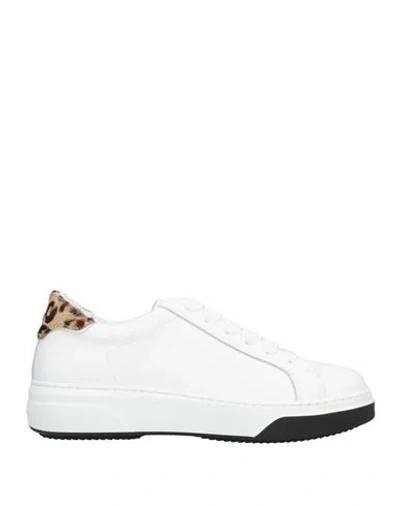 Dsquared2 Woman Sneakers White Size 6.75 Leather