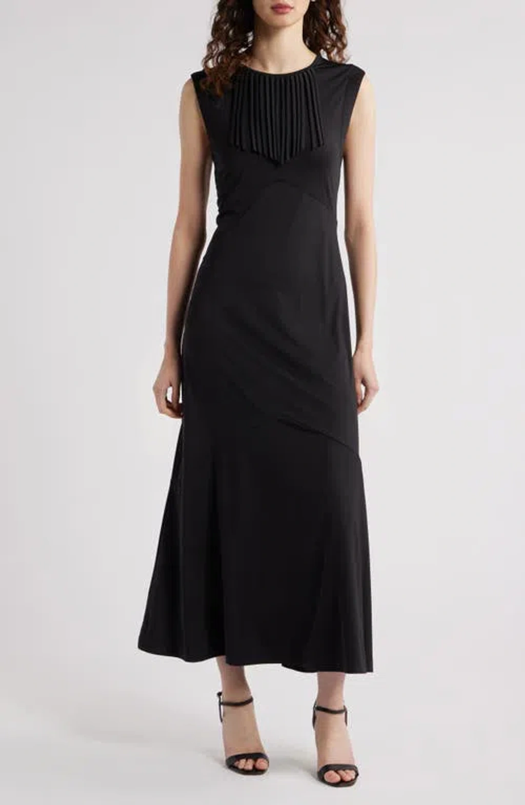 chinese dress ladies Black Maxi Dress With Cut Out And Long Sleeves