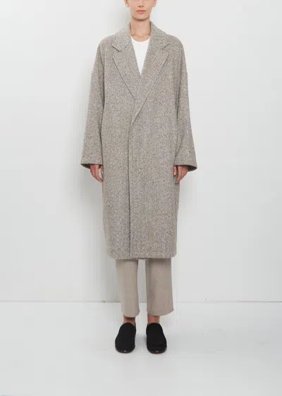 Dušan Herringbone Cashmere Oversized Coat In Marron Glace