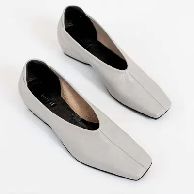 Dubié Women's Filoso Slip On Shoes In Cream In White