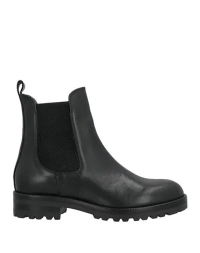 Duccio Del Duca Woman Ankle Boots Black Size 8 Leather