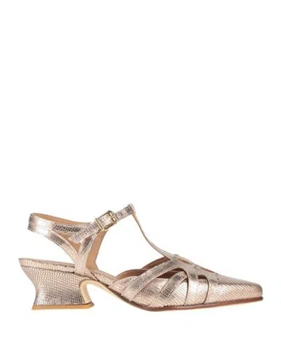 Duccio Del Duca Woman Pumps Rose Gold Size 7 Leather