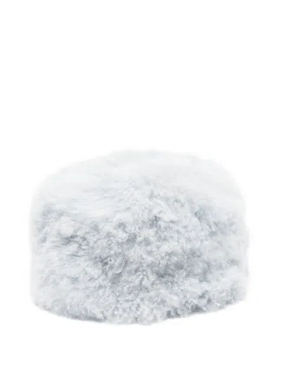 Ducie Honey Shearling Hat In Blue