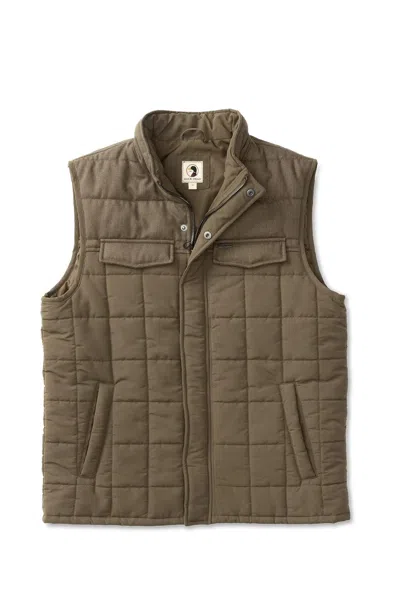 Duck Head Overland Quilted Vest In Crocodile In Green